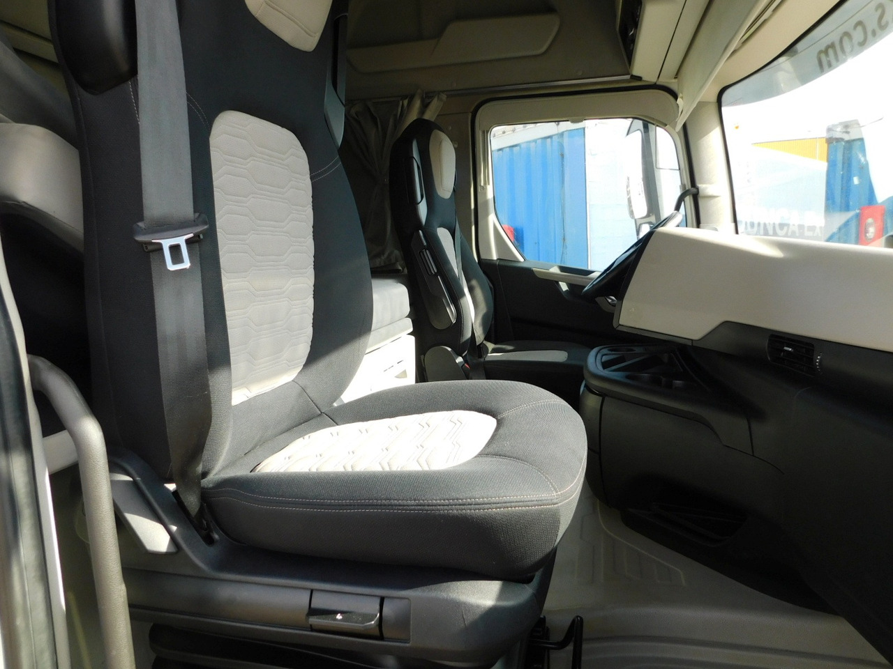 Ford F max 4x2 scab e6 12s2620 - Tractor unit: picture 5 Ford F max 4x2 scab e6 12s2620 - Tractor unit: picture 5