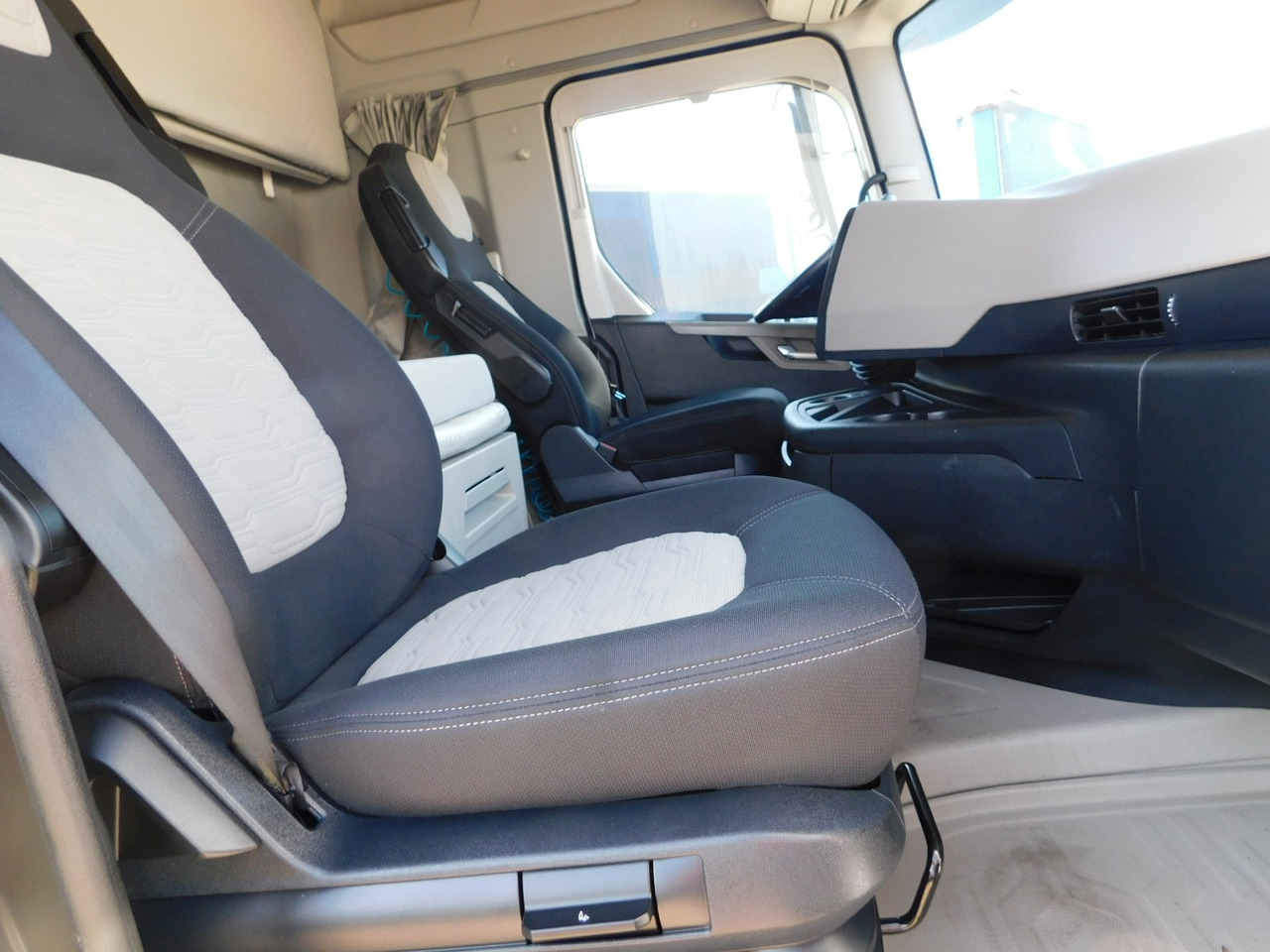 Ford F max 4x2 scab e6 12tx2620 ecotorq - Tractor unit: picture 5 Ford F max 4x2 scab e6 12tx2620 ecotorq - Tractor unit: picture 5