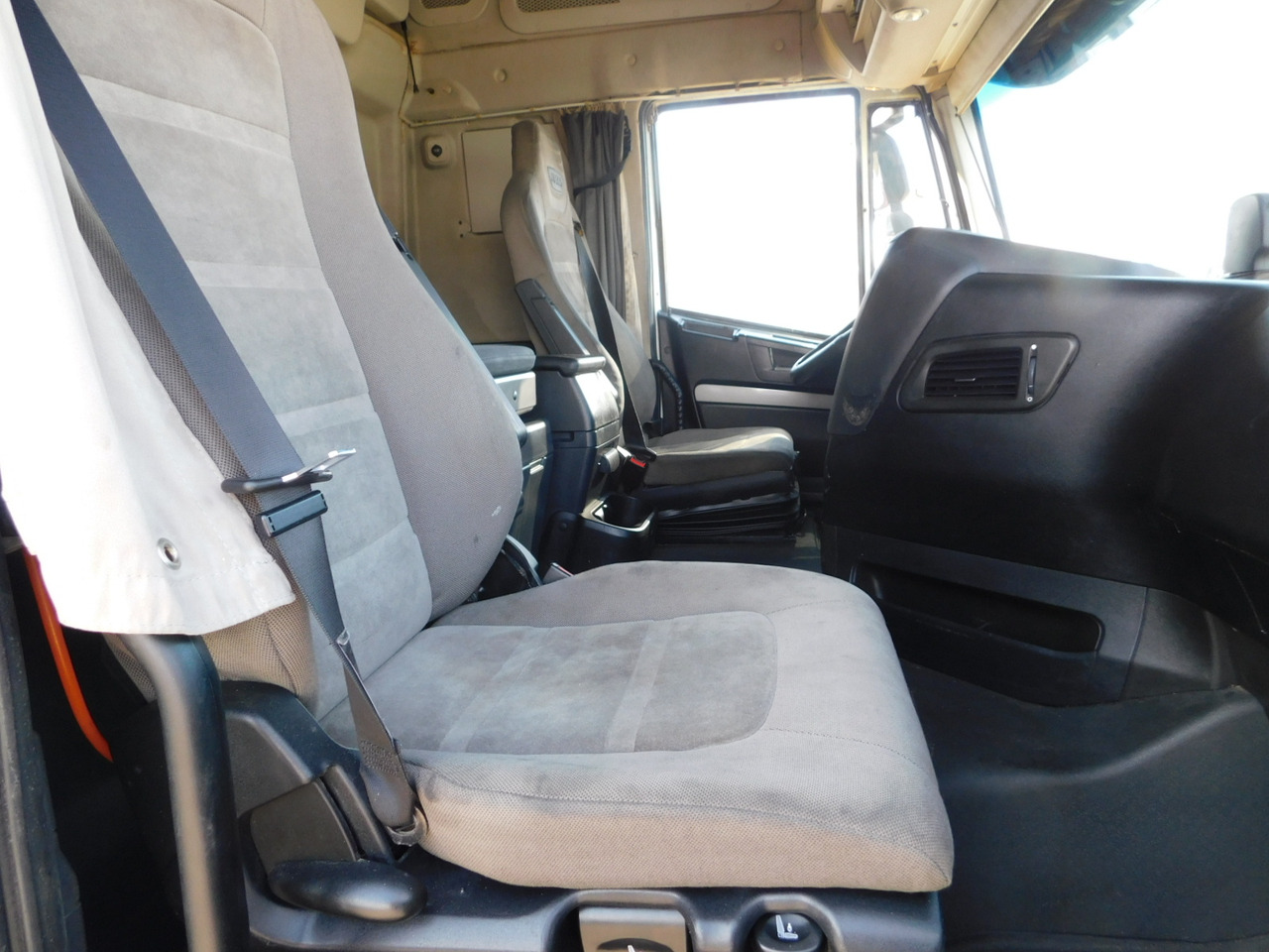 Iveco As440tp - Tractor unit: picture 5 Iveco As440tp - Tractor unit: picture 5
