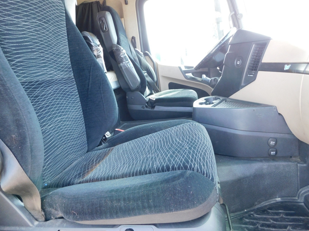 Mercedes Actros 1842 - Tractor unit: picture 5 Mercedes Actros 1842 - Tractor unit: picture 5