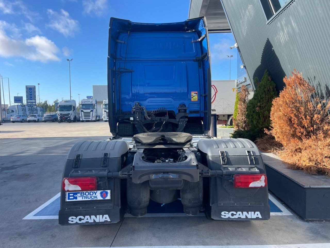 Tractor unit Scania R 450: picture 10