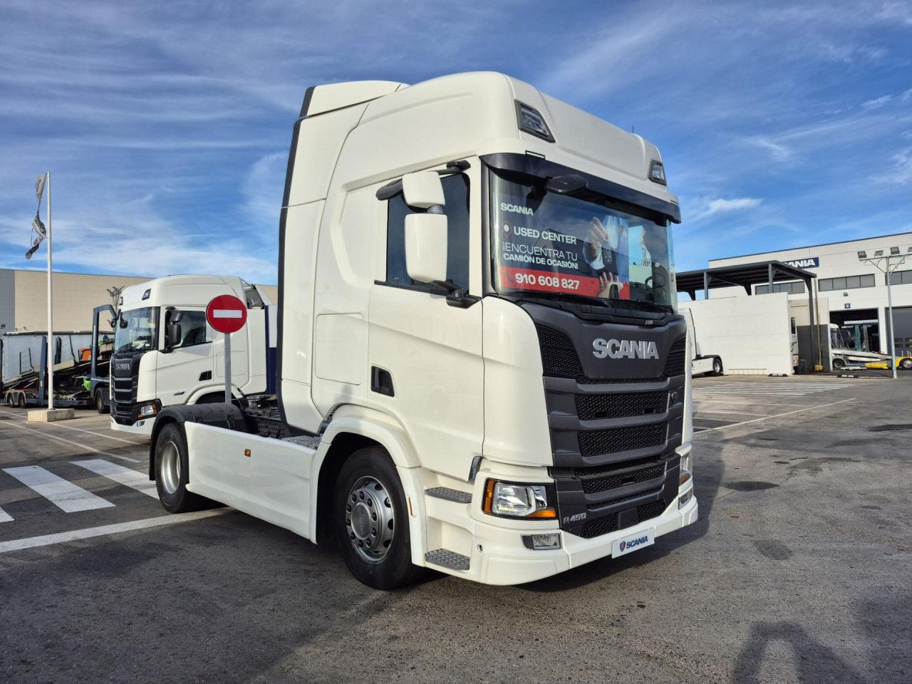Scania R 450 - Tractor unit: picture 1 Scania R 450 - Tractor unit: picture 1