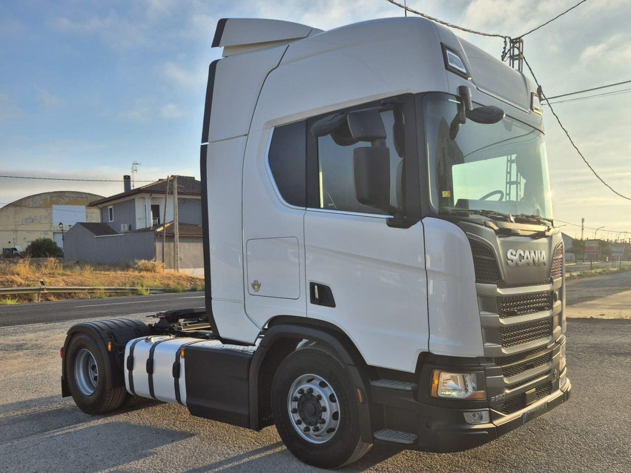 Scania R 590 - Tractor unit: picture 3 Scania R 590 - Tractor unit: picture 3