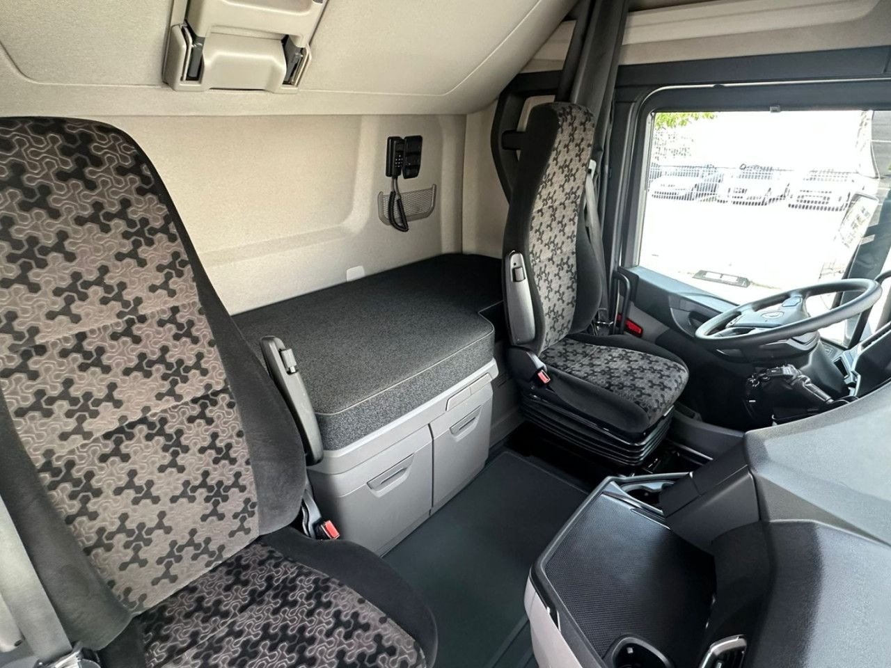 Scania S 500 - Tractor unit: picture 5 Scania S 500 - Tractor unit: picture 5