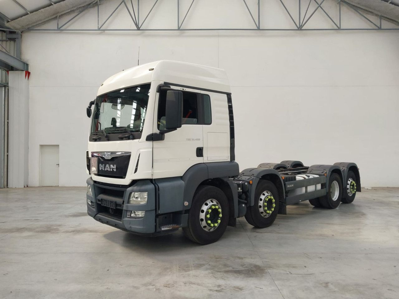 UVES07250001 - Tractor unit: picture 1 UVES07250001 - Tractor unit: picture 1