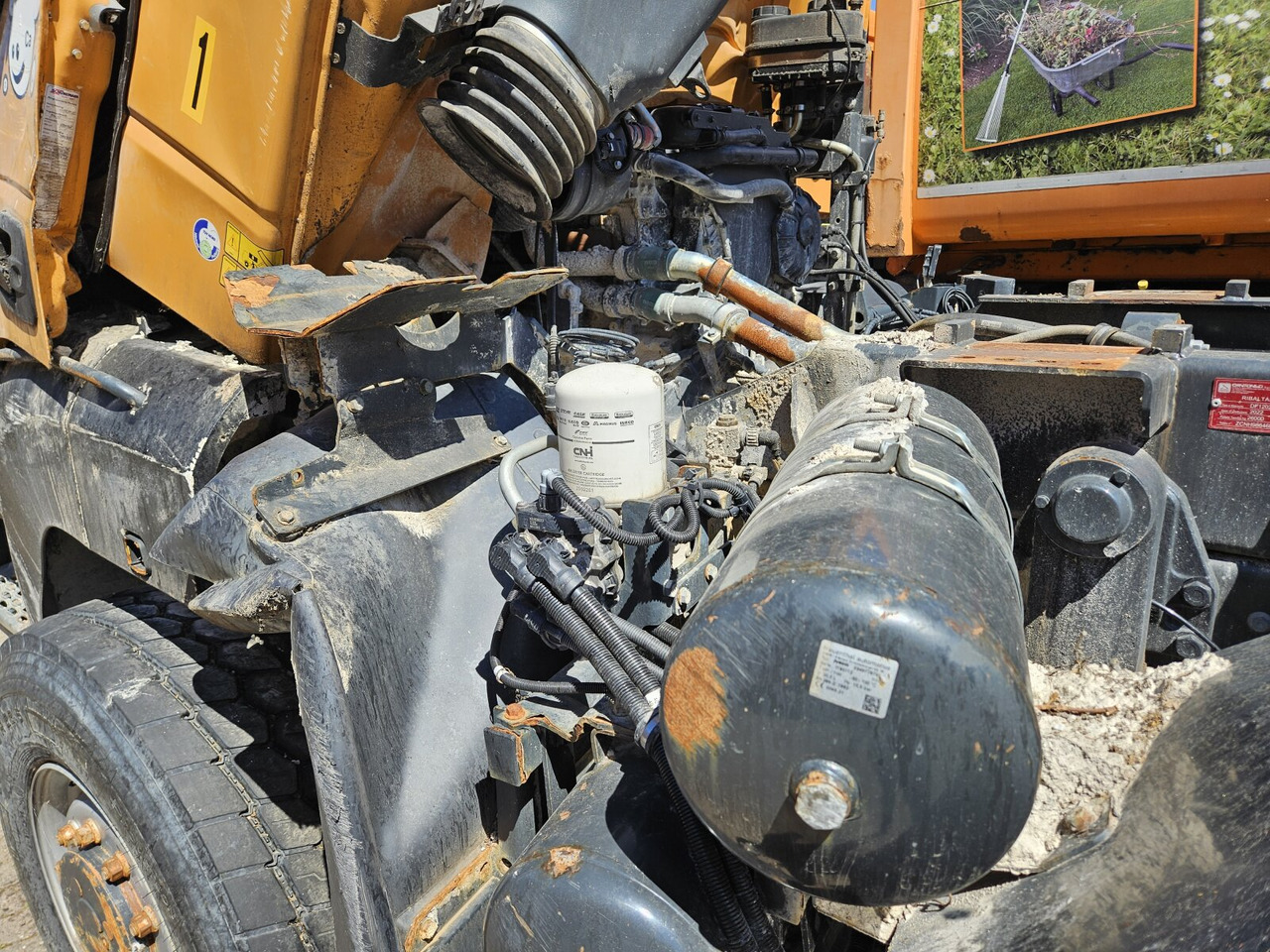 ASTRA HD9 86.50-90 8x6 ASTRA HD9 86.50-90 8x6, Unfallschaden, Cursor 13 - Cab chassis truck: picture 2 ASTRA HD9 86.50-90 8x6 ASTRA HD9 86.50-90 8x6, Unfallschaden, Cursor 13 - Cab chassis truck: picture 2