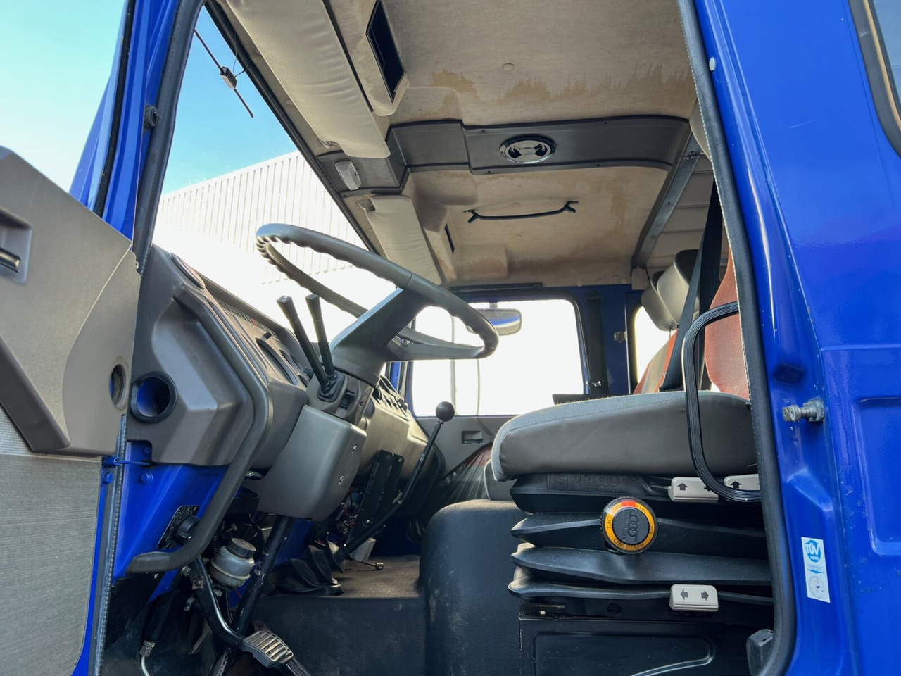 Andere 120-23 AW 4x4 Doka 120-23 AW 4x4 Doka, V8-Motor, Gerätewagen, Seilwinde - Dropside/ Flatbed truck: picture 5 Andere 120-23 AW 4x4 Doka 120-23 AW 4x4 Doka, V8-Motor, Gerätewagen, Seilwinde - Dropside/ Flatbed truck: picture 5
