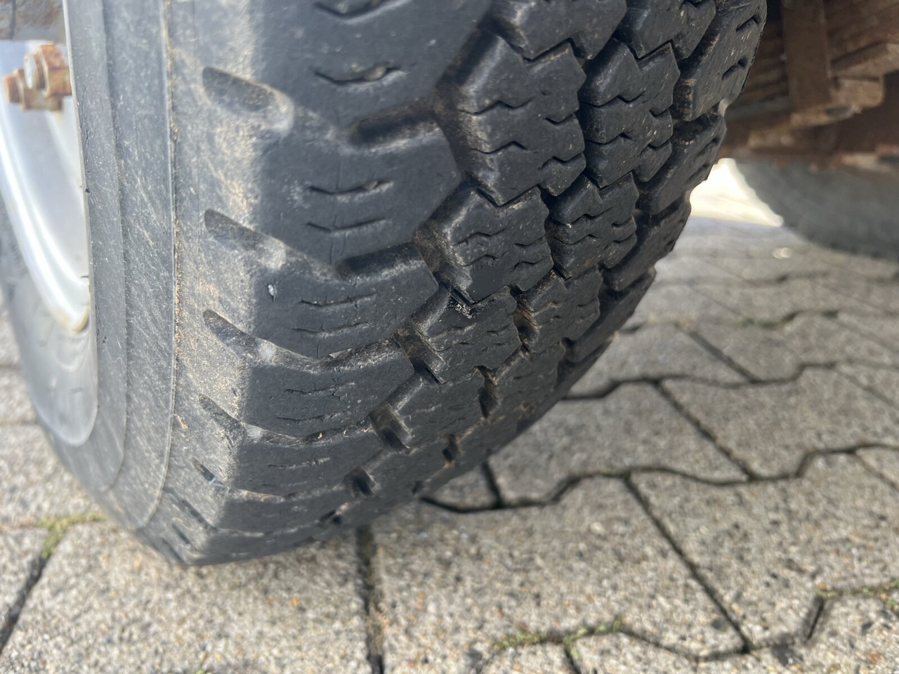 Andere HY 1251 / 4x4 Bokimobil, Winterdienst, Kehr/Saugmaschine KIEFER HY 1251 / 4x4 Bokimobil, Winterdienst - Municipal tractor: picture 2 Andere HY 1251 / 4x4 Bokimobil, Winterdienst, Kehr/Saugmaschine KIEFER HY 1251 / 4x4 Bokimobil, Winterdienst - Municipal tractor: picture 2