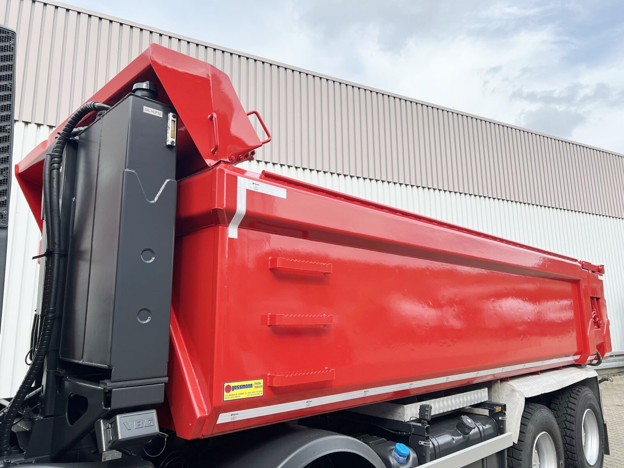 Andere Trakker AD410T50 8x4 Trakker AD410T50 8x4, Stahlmulde ca. 16m³, hydr. Heckklappe - Tipper: picture 4 Andere Trakker AD410T50 8x4 Trakker AD410T50 8x4, Stahlmulde ca. 16m³, hydr. Heckklappe - Tipper: picture 4