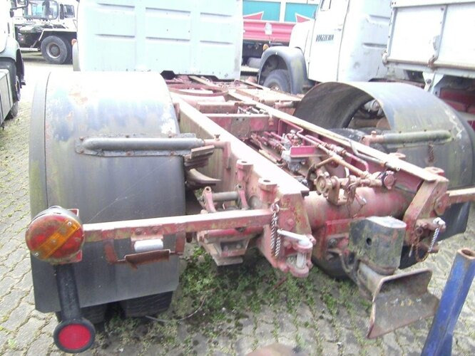 Andere V5 4x2 Saurer V5 4x2 - Cab chassis truck: picture 3 Andere V5 4x2 Saurer V5 4x2 - Cab chassis truck: picture 3