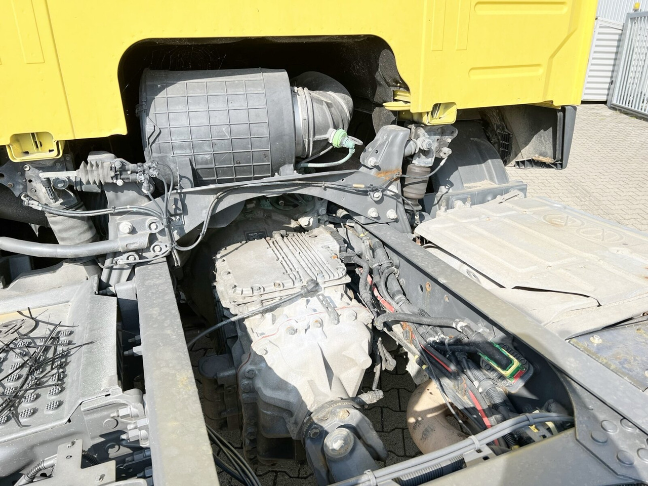 Leasing of  FM 450 6x2 FM 450 6x2, Motorabtrieb, Lenk-/Liftachse FM 450 6x2 FM 450 6x2, Motorabtrieb, Lenk-/Liftachse: picture 12