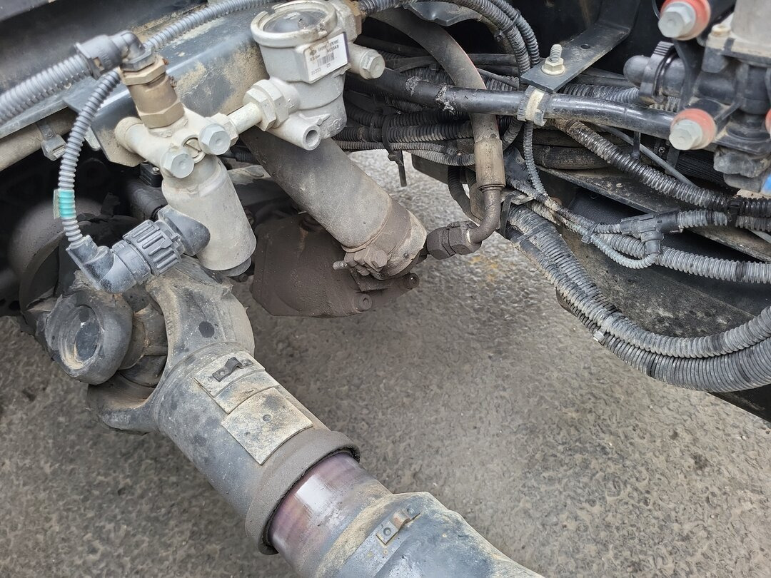 Iveco EuroCargo 120-220 4x2 EuroCargo 120-220 4x2 - Hook lift truck: picture 4 Iveco EuroCargo 120-220 4x2 EuroCargo 120-220 4x2 - Hook lift truck: picture 4