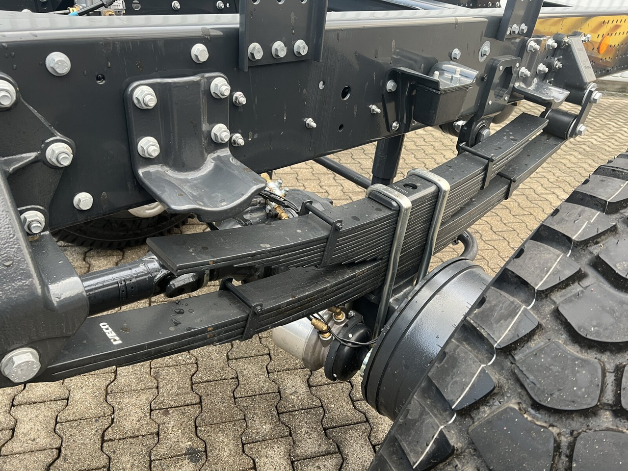 Iveco EuroCargo ML150E24 WS 4x4 EuroCargo ML150E24 WS 4x4, Euro3, mehrfach Vorhanden! - Cab chassis truck: picture 3 Iveco EuroCargo ML150E24 WS 4x4 EuroCargo ML150E24 WS 4x4, Euro3, mehrfach Vorhanden! - Cab chassis truck: picture 3