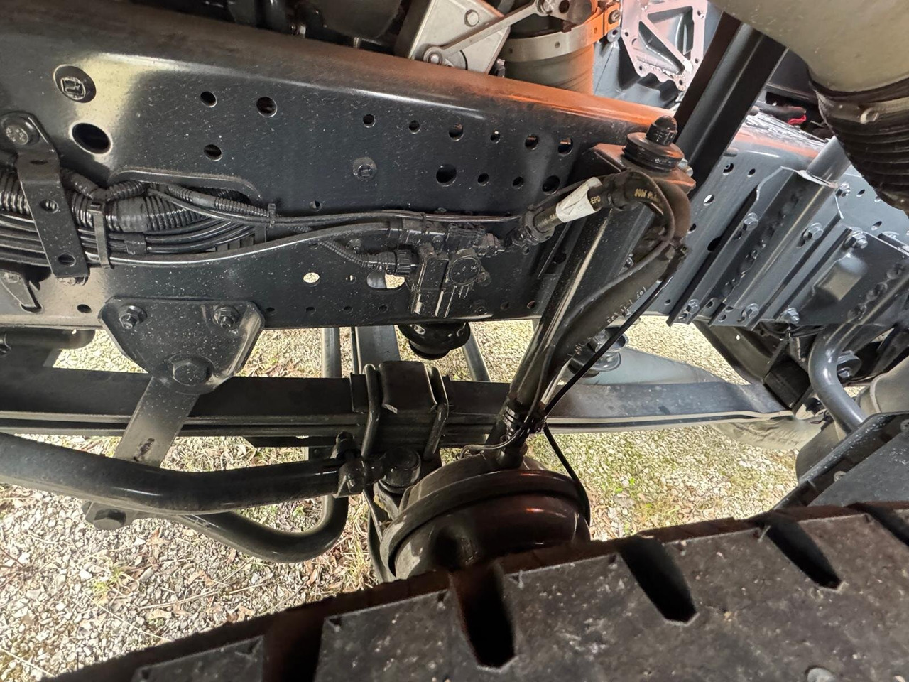 Iveco X-Way AD300X46ZHR 6x4 X-Way AD300X46ZHR 6x4/32, Bordmatik links, Meiller - Tipper: picture 3 Iveco X-Way AD300X46ZHR 6x4 X-Way AD300X46ZHR 6x4/32, Bordmatik links, Meiller - Tipper: picture 3