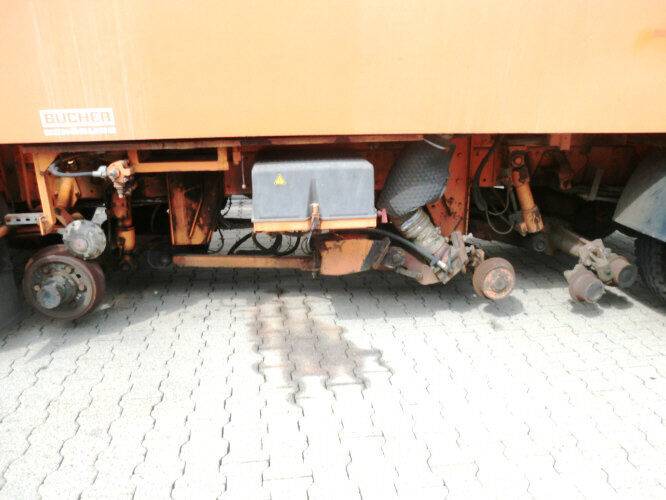 Road sweeper MAN M03 14.152 4x2 M03 14.152 4x2, Schienenkehrmaschine: picture 10
