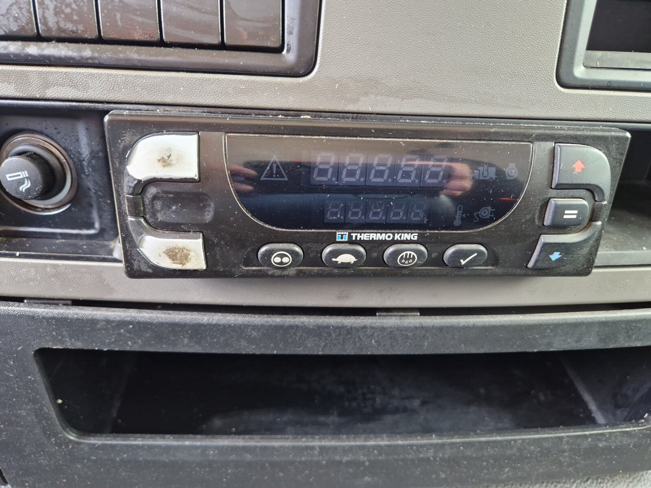 Refrigerator truck MAN TGM 15.250/340 4X2 BL TGM 15.250/340 4X2 BL, Tiefkühlkoffer, Thermoking, Rolltor, unterfaltbare Dhollandia LBW: picture 13