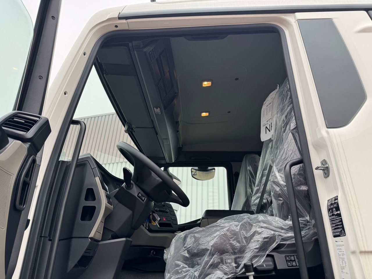 New Tipper MAN TGS 33.440 6x4 BB TGS 33.440 6x4 BB, Alu-Bordwände, mehrfach vorhanden!: picture 12 New Tipper MAN TGS 33.440 6x4 BB TGS 33.440 6x4 BB, Alu-Bordwände, mehrfach vorhanden!: picture 12