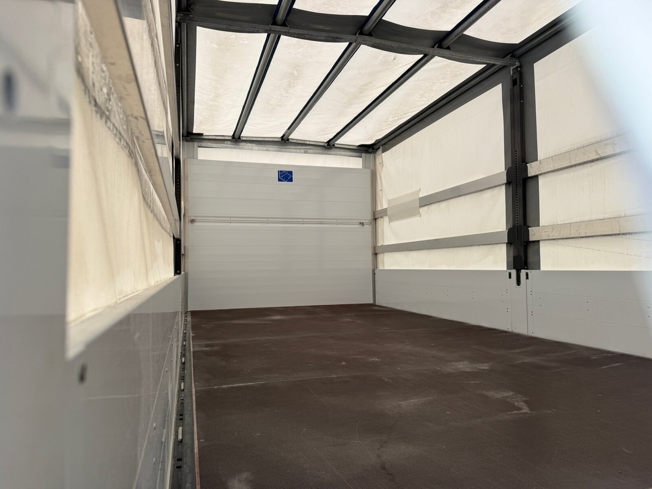 Dropside/ Flatbed truck Mercedes-Benz Arocs 1827 A 4x4 Arocs 1827 A 4x4, Ex-!: picture 15 Dropside/ Flatbed truck Mercedes-Benz Arocs 1827 A 4x4 Arocs 1827 A 4x4, Ex-!: picture 15