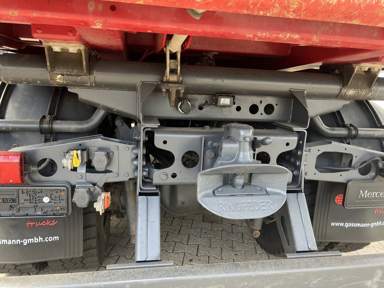 Mercedes-Benz Arocs 2635/40 K 6x4 Arocs 2635/40 K 6x4, Bordmatik links - Tipper: picture 5 Mercedes-Benz Arocs 2635/40 K 6x4 Arocs 2635/40 K 6x4, Bordmatik links - Tipper: picture 5