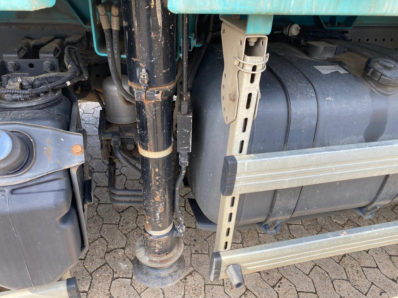 Mercedes-Benz Arocs 4151 K 8x4 Arocs 4151 K 8x4, Fassi Heckkran F 365 RA. 2.26 E Dynamic Funk - Crane truck, Dropside/ Flatbed truck: picture 5 Mercedes-Benz Arocs 4151 K 8x4 Arocs 4151 K 8x4, Fassi Heckkran F 365 RA. 2.26 E Dynamic Funk - Crane truck, Dropside/ Flatbed truck: picture 5