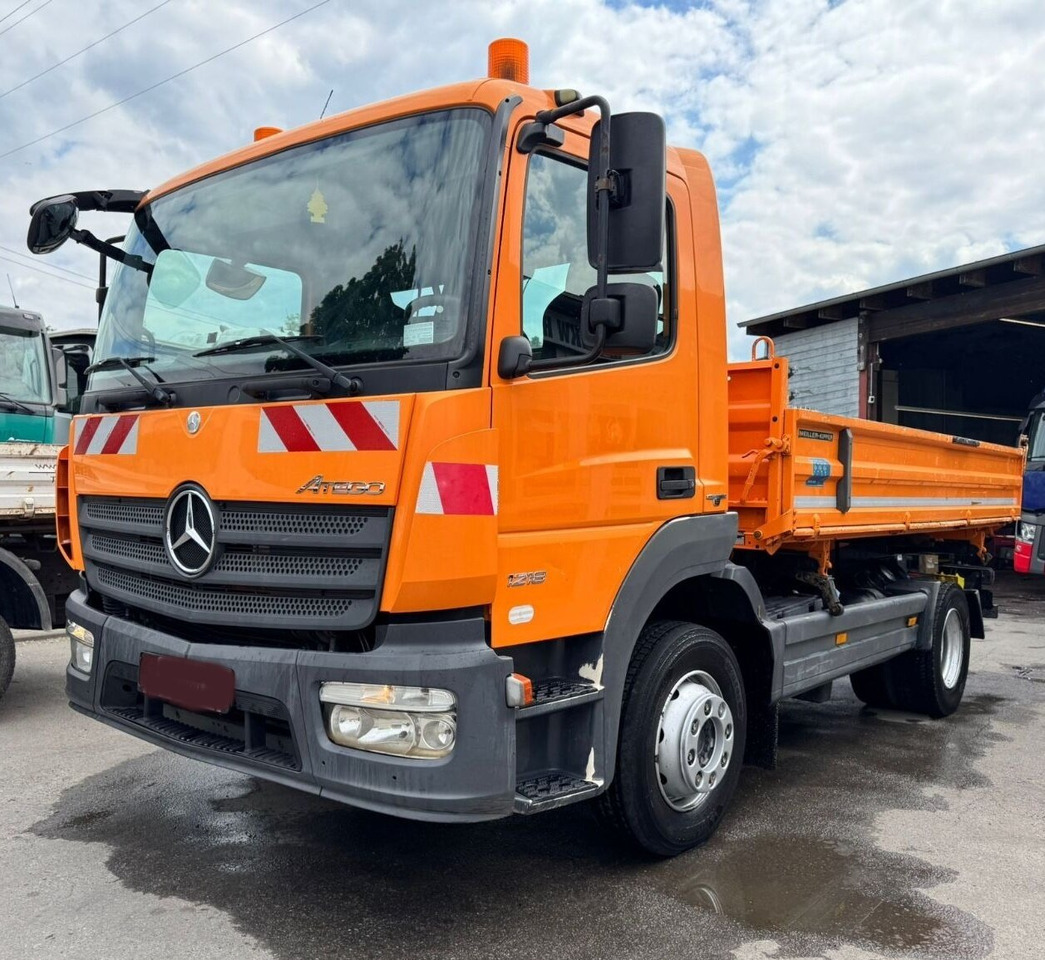 Mercedes-Benz Atego 1218/21 K Atego 1218/21 K, AHK - Tipper: picture 1 Mercedes-Benz Atego 1218/21 K Atego 1218/21 K, AHK - Tipper: picture 1