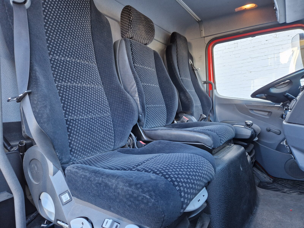 Mercedes-Benz Atego 1218 L 4x2 1218 L 4x2, Fassi Kran F 95A21 5.9m-1.545 kg, - Crane truck: picture 5 Mercedes-Benz Atego 1218 L 4x2 1218 L 4x2, Fassi Kran F 95A21 5.9m-1.545 kg, - Crane truck: picture 5
