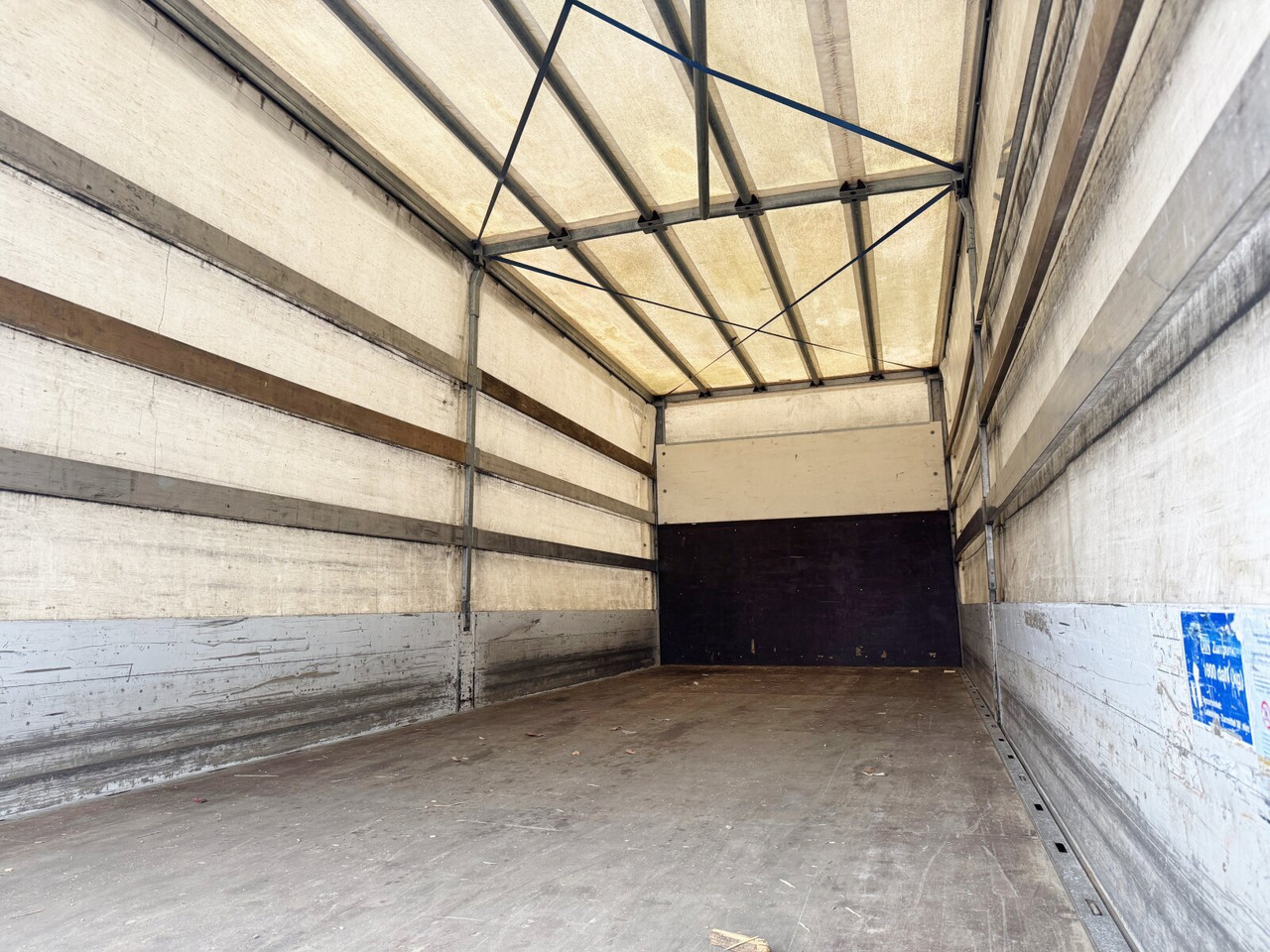 Dropside/ Flatbed truck Mercedes-Benz Atego 1530 L 4x2 Atego 1530 L 4x2 mit LBW Dhollandia: picture 11 Dropside/ Flatbed truck Mercedes-Benz Atego 1530 L 4x2 Atego 1530 L 4x2 mit LBW Dhollandia: picture 11