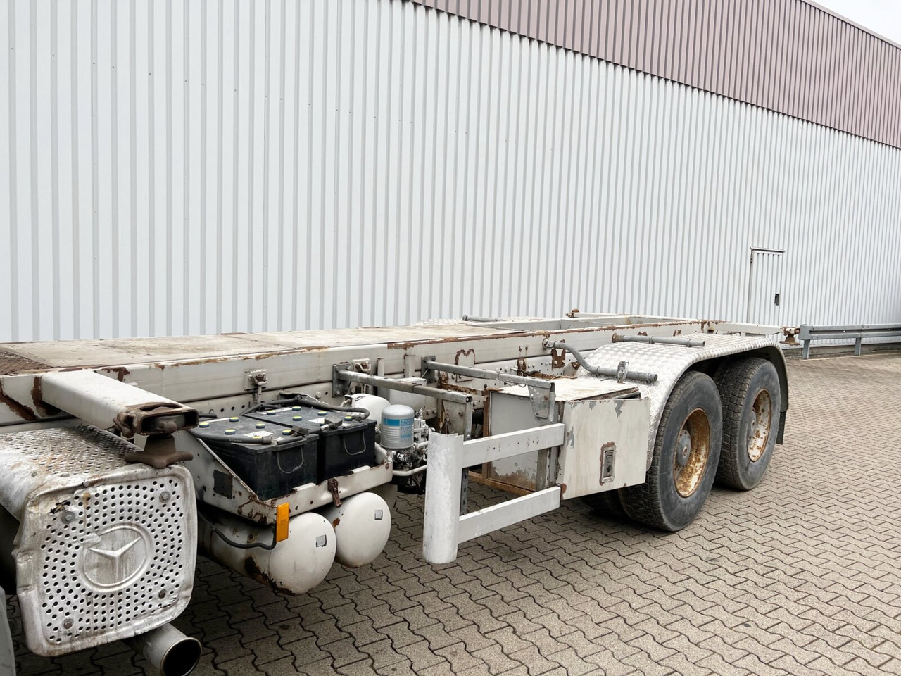 Cab chassis truck Mercedes-Benz Atego 2628 K 6x4 Atego 2628 K 6x4, 6-Zylinder: picture 13 Cab chassis truck Mercedes-Benz Atego 2628 K 6x4 Atego 2628 K 6x4, 6-Zylinder: picture 13