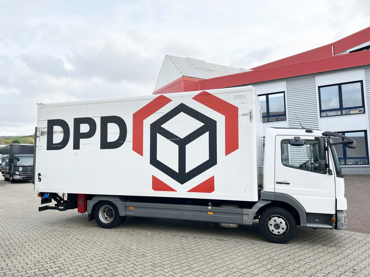 Box truck Mercedes-Benz Atego 816 L 4x2 Atego 816 L 4x2 mit LBW, 4x Vorhanden!: picture 9
