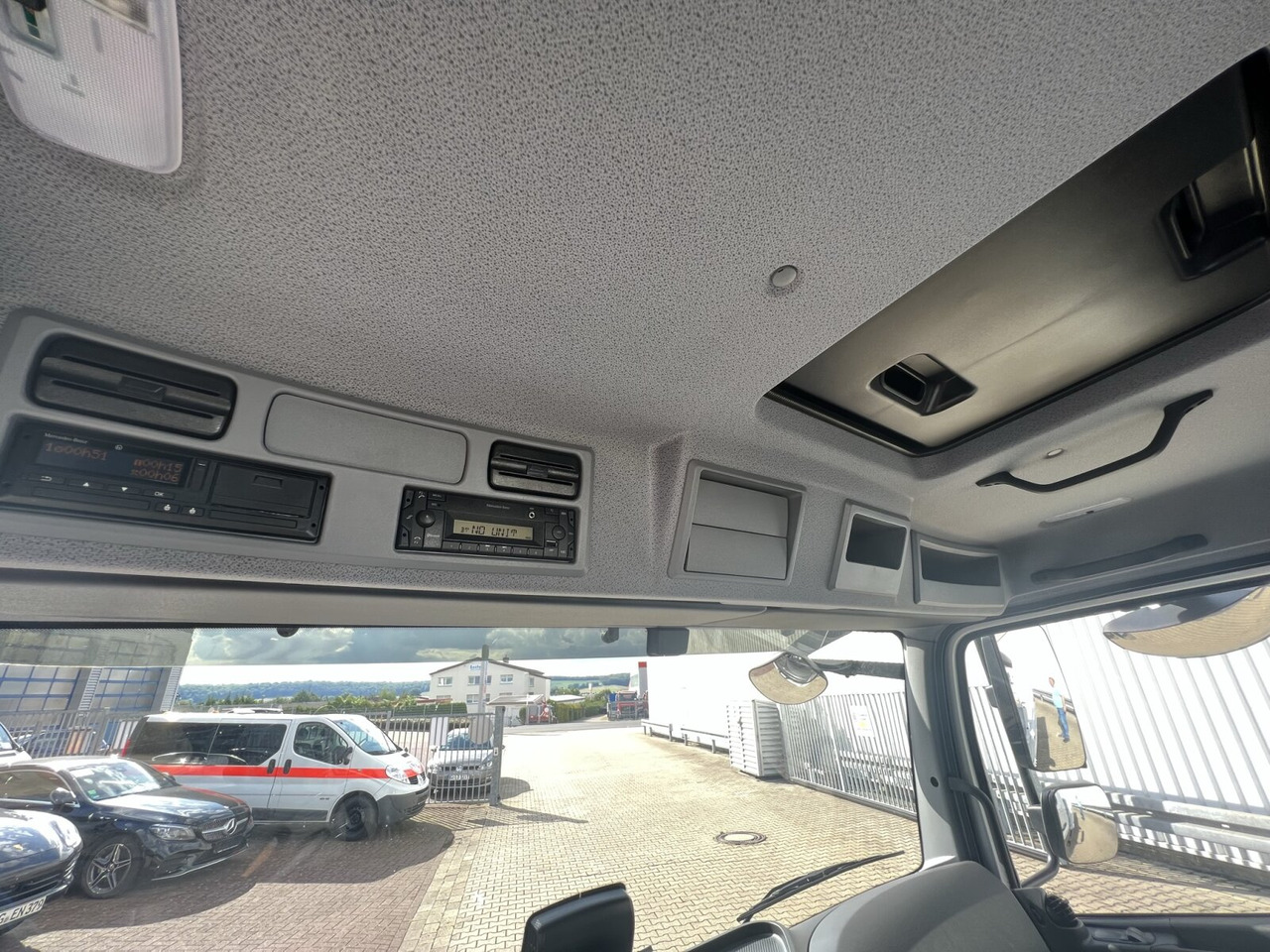 Mercedes-Benz Atego 818 K 4x2 Atego 818 K 4x2, mehrfach Vorhanden! - Cab chassis truck: picture 2 Mercedes-Benz Atego 818 K 4x2 Atego 818 K 4x2, mehrfach Vorhanden! - Cab chassis truck: picture 2