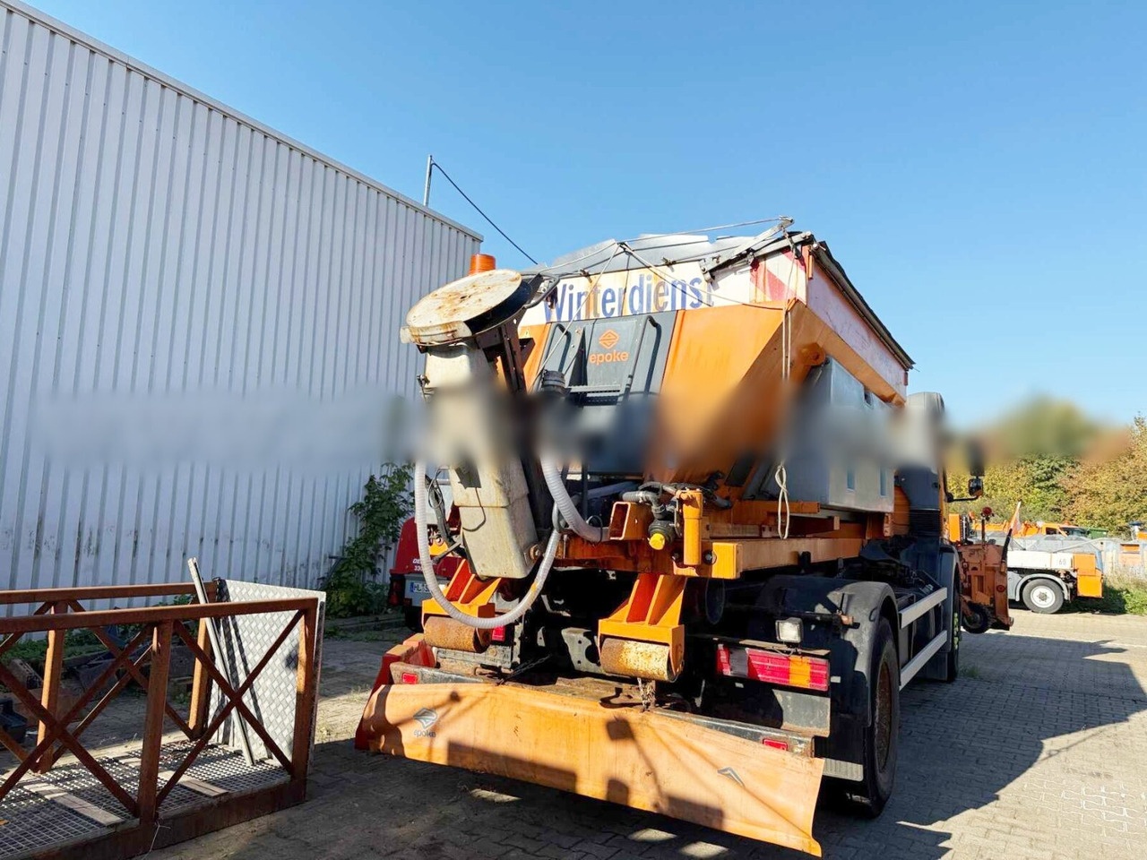 Mercedes-Benz Axor 1824 L 4x2 Axor 1824 L 4x2, Motorabtrieb, Winterdienstausstattung - Hook lift truck: picture 3 Mercedes-Benz Axor 1824 L 4x2 Axor 1824 L 4x2, Motorabtrieb, Winterdienstausstattung - Hook lift truck: picture 3