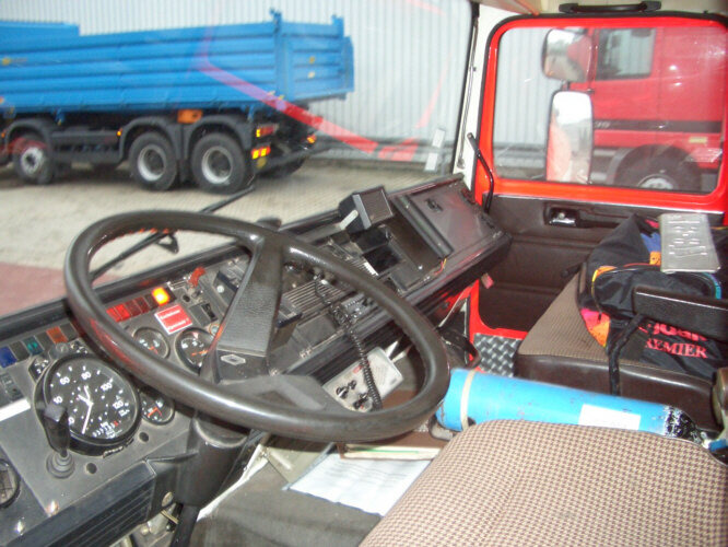 Renault G F231 4x2 - Fire truck: picture 4 Renault G F231 4x2 - Fire truck: picture 4