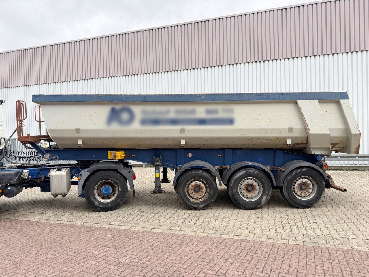 Schwarzmüller HKS 3/E-S1 HKS 3/E-S1, Liftachse, Stahlmulde, ca. 25m³ - Semi-trailer: picture 3 Schwarzmüller HKS 3/E-S1 HKS 3/E-S1, Liftachse, Stahlmulde, ca. 25m³ - Semi-trailer: picture 3