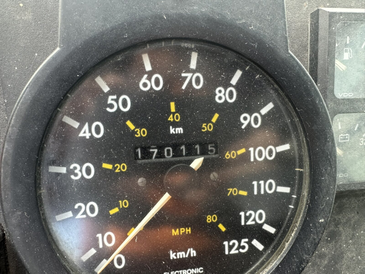 815 4x2 815 4x2 Terminal Tractor, Rangierfahrzeug - Tractor unit: picture 2 815 4x2 815 4x2 Terminal Tractor, Rangierfahrzeug - Tractor unit: picture 2