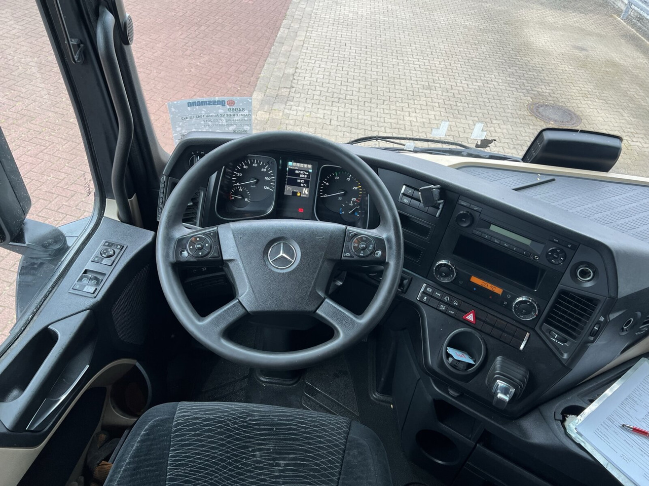 Mercedes-Benz Actros 1842 LS 4x2 Actros 1842 LS 4x2, 6x VORHANDEN - Tractor unit: picture 5 Mercedes-Benz Actros 1842 LS 4x2 Actros 1842 LS 4x2, 6x VORHANDEN - Tractor unit: picture 5
