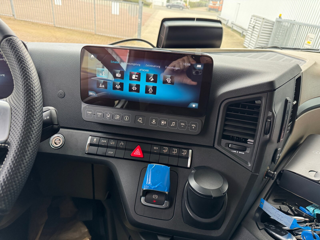 Mercedes-Benz Actros 2648 LS 6x2 Actros 2648 LS 6x2, Retarder, Liftachse, MirrorCam, StreamSpace, Navi, LED - Tractor unit: picture 5 Mercedes-Benz Actros 2648 LS 6x2 Actros 2648 LS 6x2, Retarder, Liftachse, MirrorCam, StreamSpace, Navi, LED - Tractor unit: picture 5