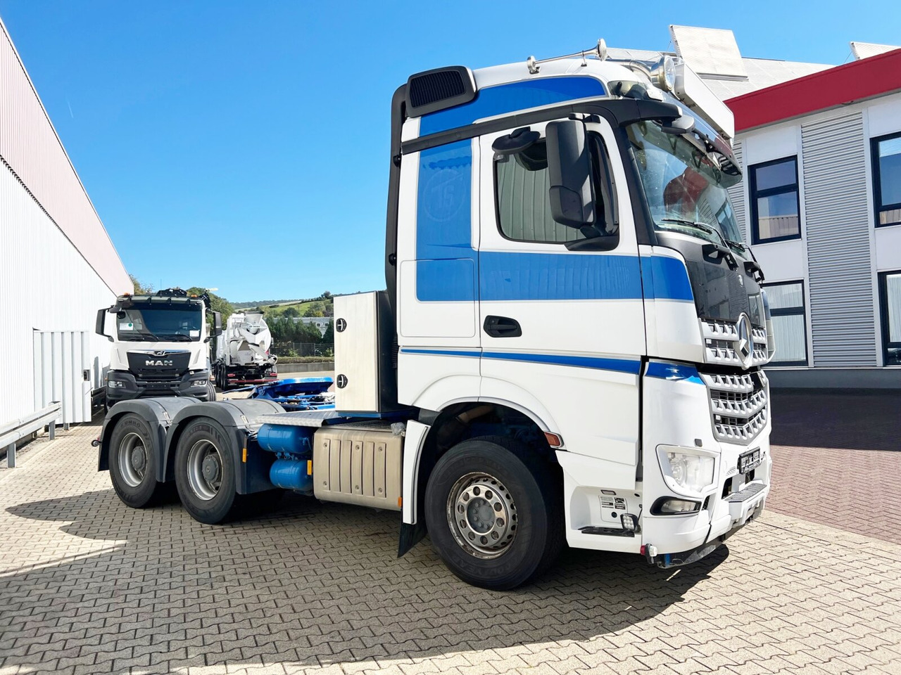 Tractor unit Mercedes-Benz Arocs 3358 LS 6x4 Arocs 3358 LS 6x4, Retarder, StreamSpace, Bi-Xenon, Hydraulik: picture 9