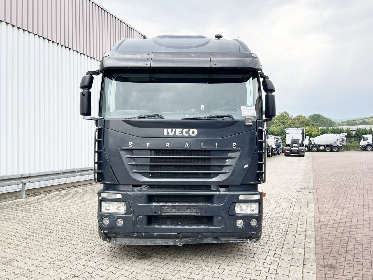 Leasing of Stralis AS440S42 4x2 Stralis AS440S42 4x2, Retarder Stralis AS440S42 4x2 Stralis AS440S42 4x2, Retarder: picture 8 Leasing of Stralis AS440S42 4x2 Stralis AS440S42 4x2, Retarder Stralis AS440S42 4x2 Stralis AS440S42 4x2, Retarder: picture 8