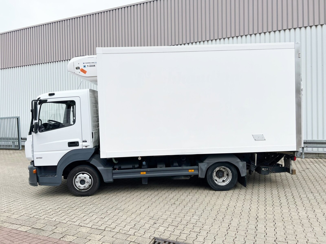 Mercedes-Benz Atego 816 L 4x2 Atego 816 L 4x2, Kühlkoffer, ThermoKing, LBW BÄR - Truck: picture 5 Mercedes-Benz Atego 816 L 4x2 Atego 816 L 4x2, Kühlkoffer, ThermoKing, LBW BÄR - Truck: picture 5