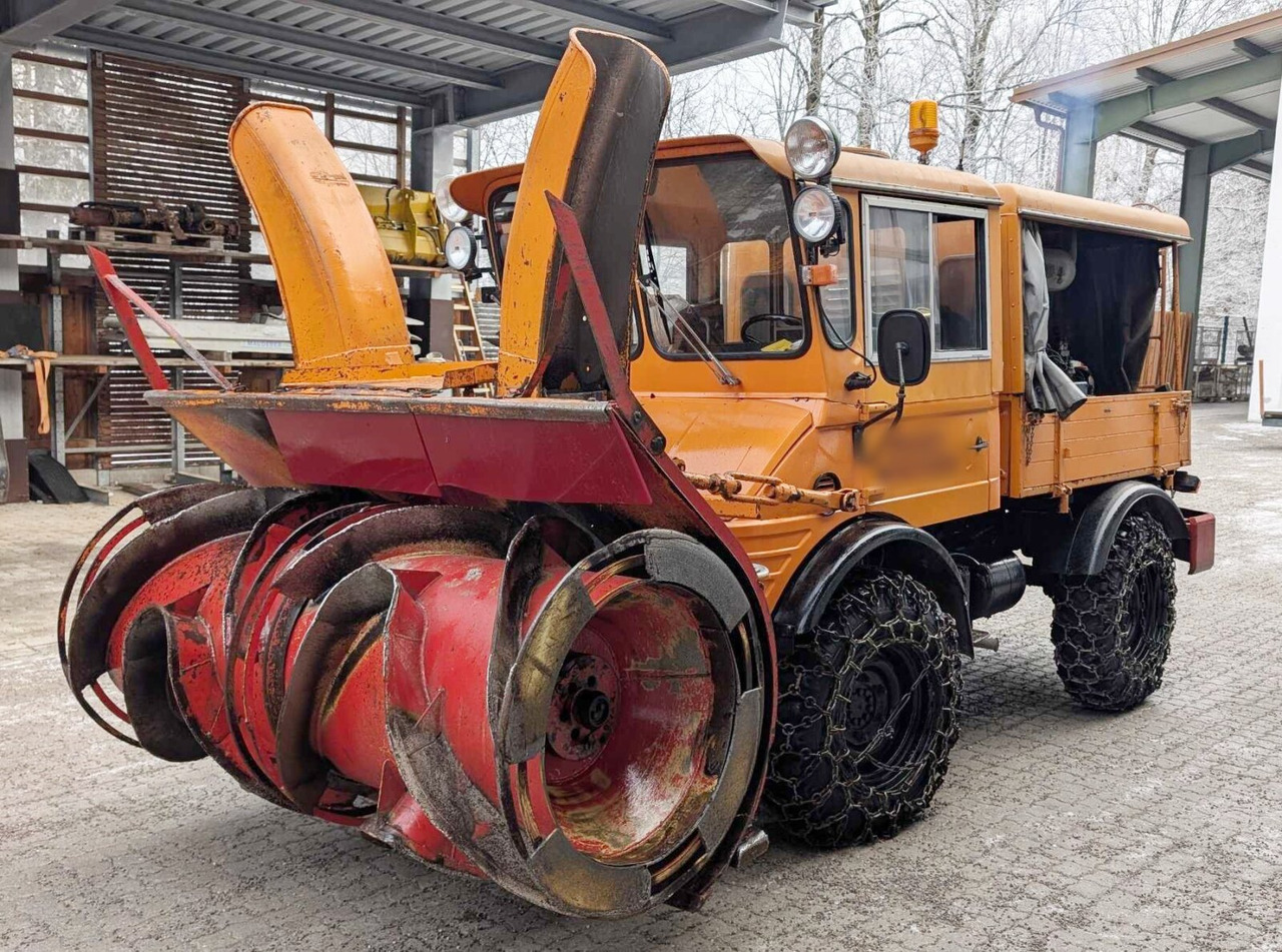Unimog U52 411 4x4 Schneefräse U52 411 4x4, Schmidt Schneefräse mit Separatmotor - Van: picture 1 Unimog U52 411 4x4 Schneefräse U52 411 4x4, Schmidt Schneefräse mit Separatmotor - Van: picture 1