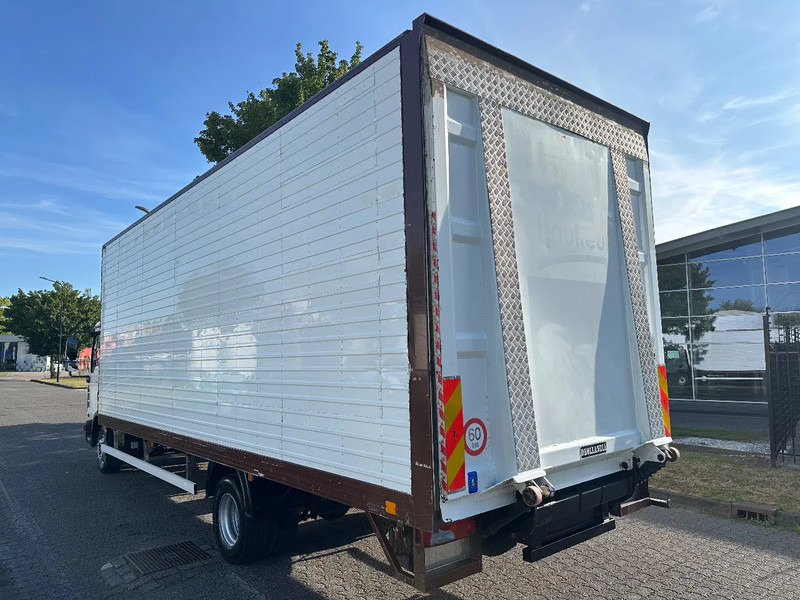 MAN TGL 12.210 MANUAL + 2000 KG LIFT + 2.60 M HIGH BIG BOX + AIRCO + SPRING / SPRING + 3 SEATS - Box truck: picture 3 MAN TGL 12.210 MANUAL + 2000 KG LIFT + 2.60 M HIGH BIG BOX + AIRCO + SPRING / SPRING + 3 SEATS - Box truck: picture 3