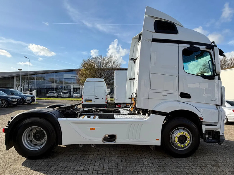 Mercedes-Benz Actros 1845 RETARDER + KIPPER HYDRAULIC + EURO 6 + AIRCO - Tractor unit: picture 5 Mercedes-Benz Actros 1845 RETARDER + KIPPER HYDRAULIC + EURO 6 + AIRCO - Tractor unit: picture 5