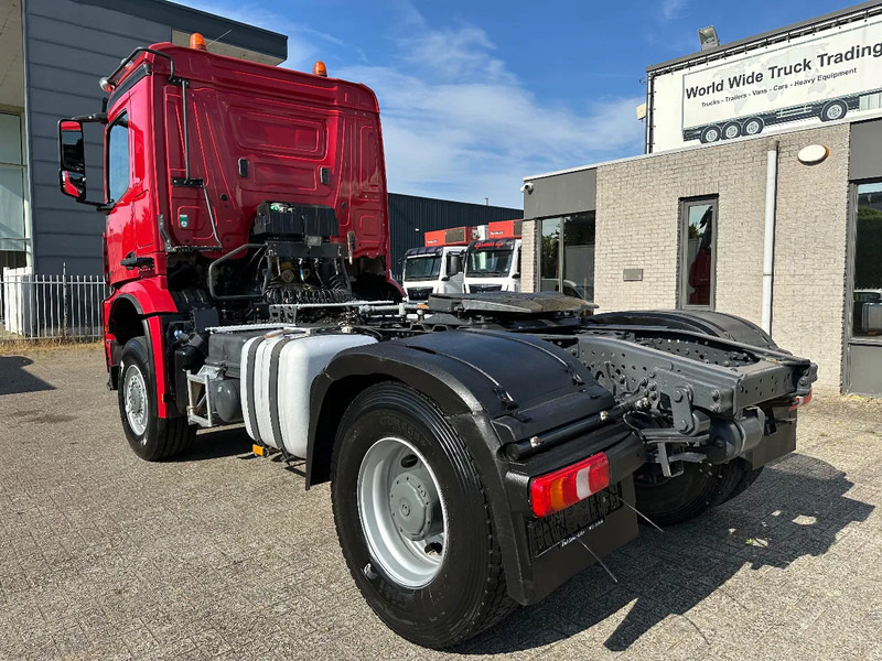 Mercedes-Benz Arocs 1824 4x4 ALLROAD + KIPPER HYDRAULIC + 334.231 KM + SPRING / SPRING + EURO 6 - Tractor unit: picture 3 Mercedes-Benz Arocs 1824 4x4 ALLROAD + KIPPER HYDRAULIC + 334.231 KM + SPRING / SPRING + EURO 6 - Tractor unit: picture 3