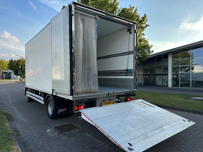 Volvo FL 250 CARRIER SUPRA 750 MT + LIFT + EURO 6 + APK/TUV + 234.099 KM + AIRCO - Refrigerator truck: picture 3 Volvo FL 250 CARRIER SUPRA 750 MT + LIFT + EURO 6 + APK/TUV + 234.099 KM + AIRCO - Refrigerator truck: picture 3
