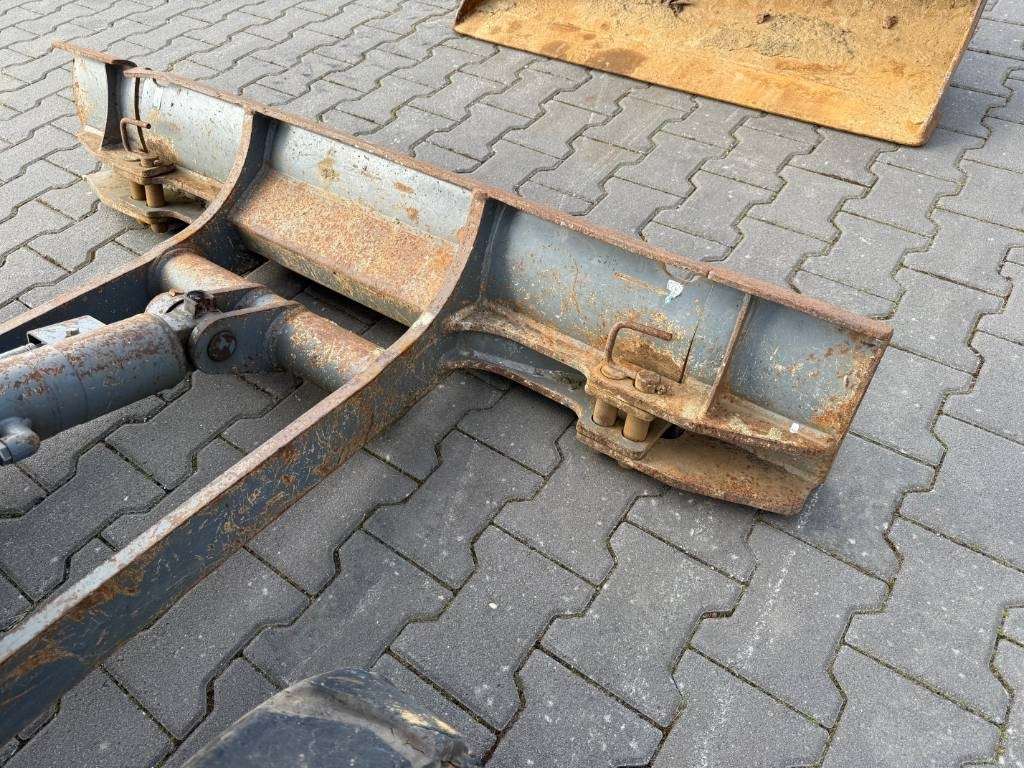 Leasing of Takeuchi TB 225 V3  Takeuchi TB 225 V3: picture 7