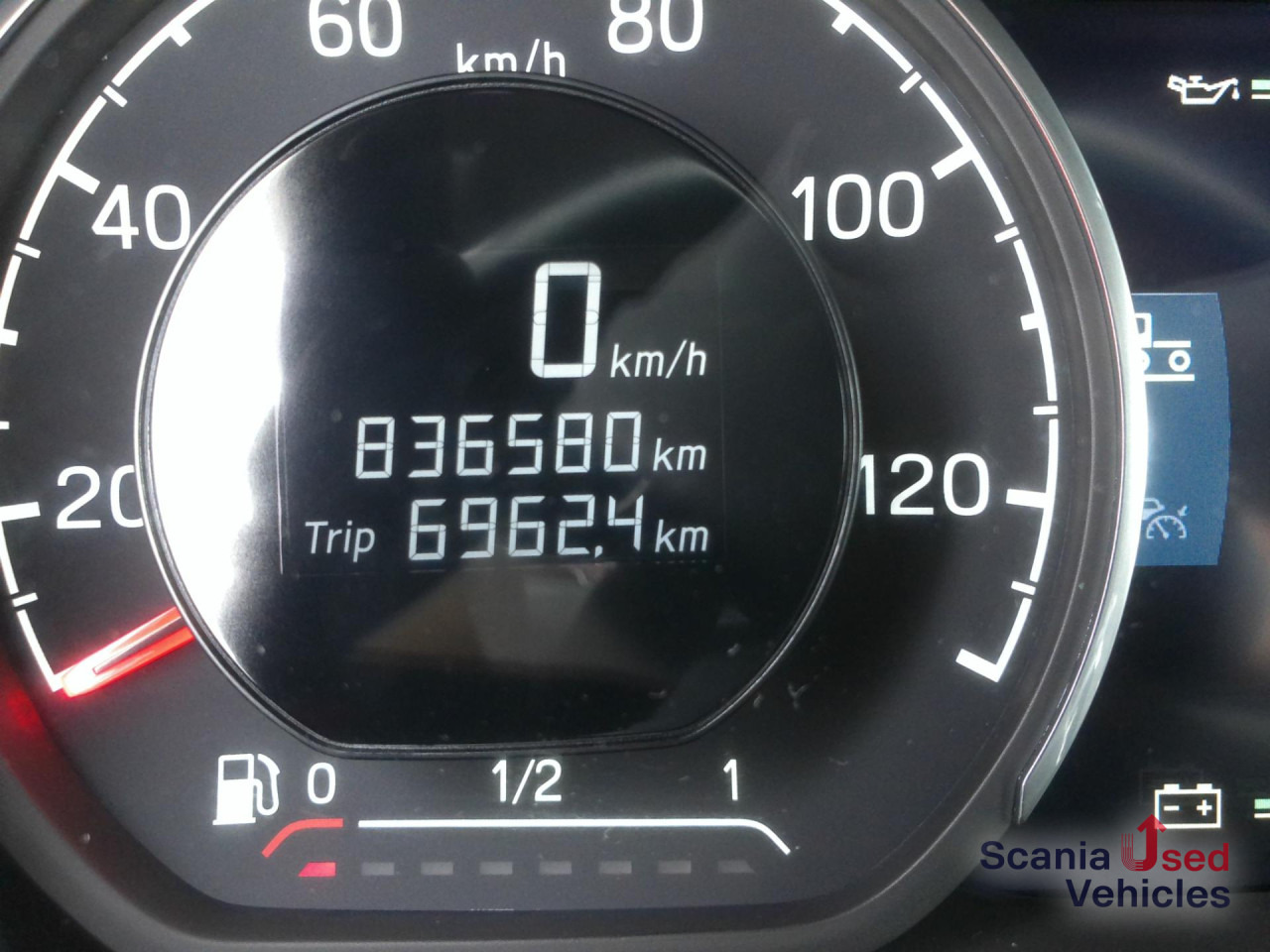 SCANIA R 410 A4x2EB Mega Standklima 2 Tanks TOP - Tractor unit: picture 3 SCANIA R 410 A4x2EB Mega Standklima 2 Tanks TOP - Tractor unit: picture 3