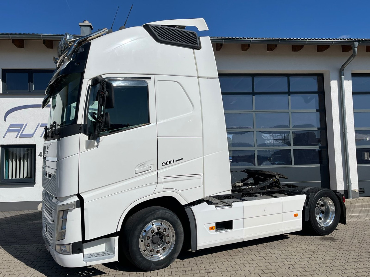 Volvo FH 500 Lowdeck Mega Standklima NAVI - Tractor unit: picture 5 Volvo FH 500 Lowdeck Mega Standklima NAVI - Tractor unit: picture 5