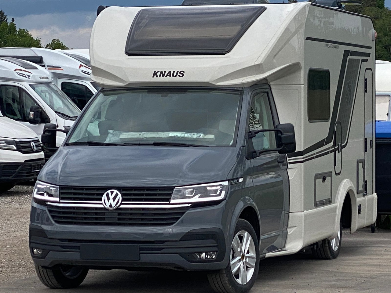 Knaus Tourer Van 500 LT, slide Bett, 4 P. Zulassung - Semi-integrated motorhome: picture 1 Knaus Tourer Van 500 LT, slide Bett, 4 P. Zulassung - Semi-integrated motorhome: picture 1