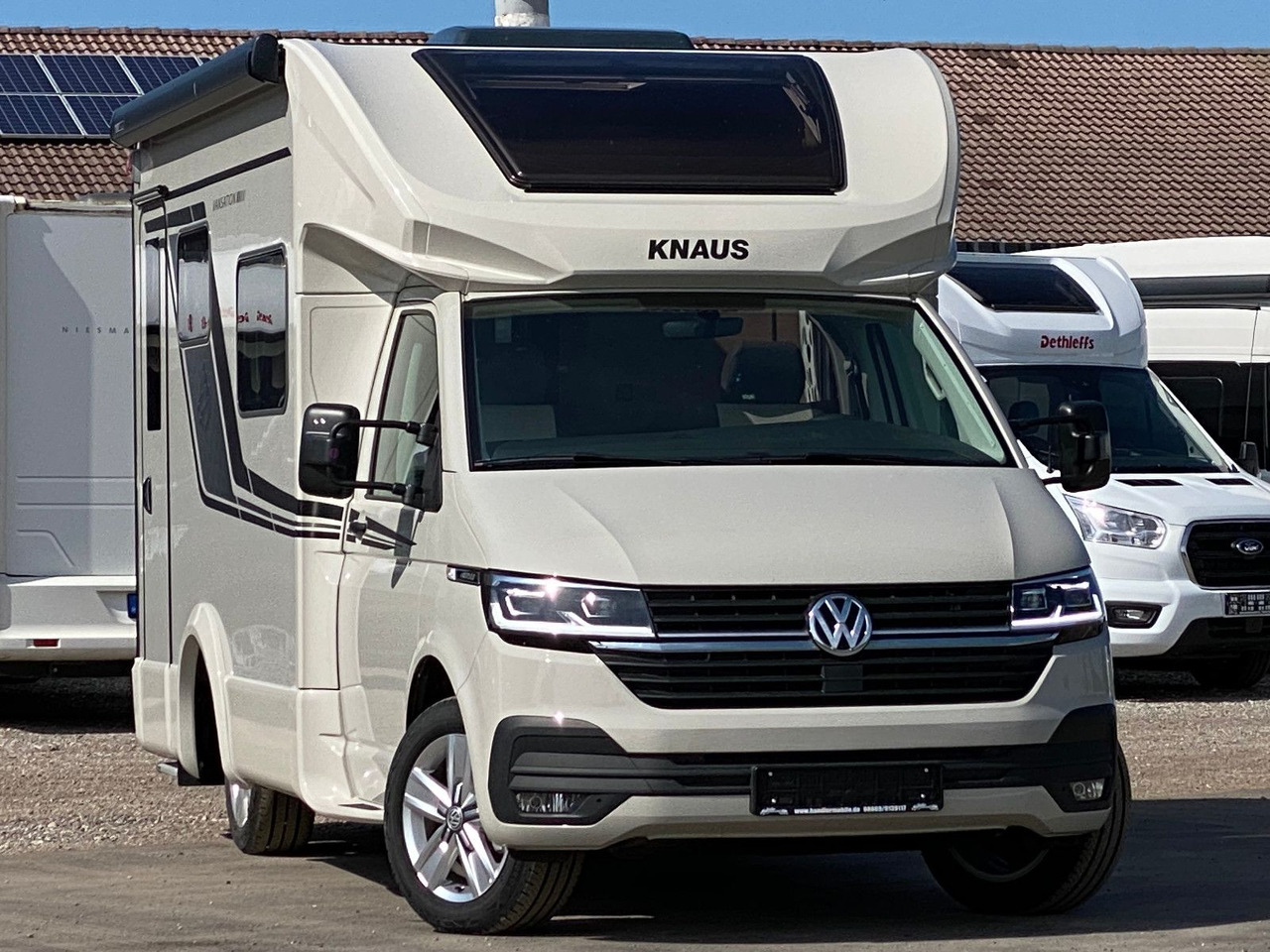 Knaus Tourer Van Vansation 500 LT - Semi-integrated motorhome: picture 1 Knaus Tourer Van Vansation 500 LT - Semi-integrated motorhome: picture 1