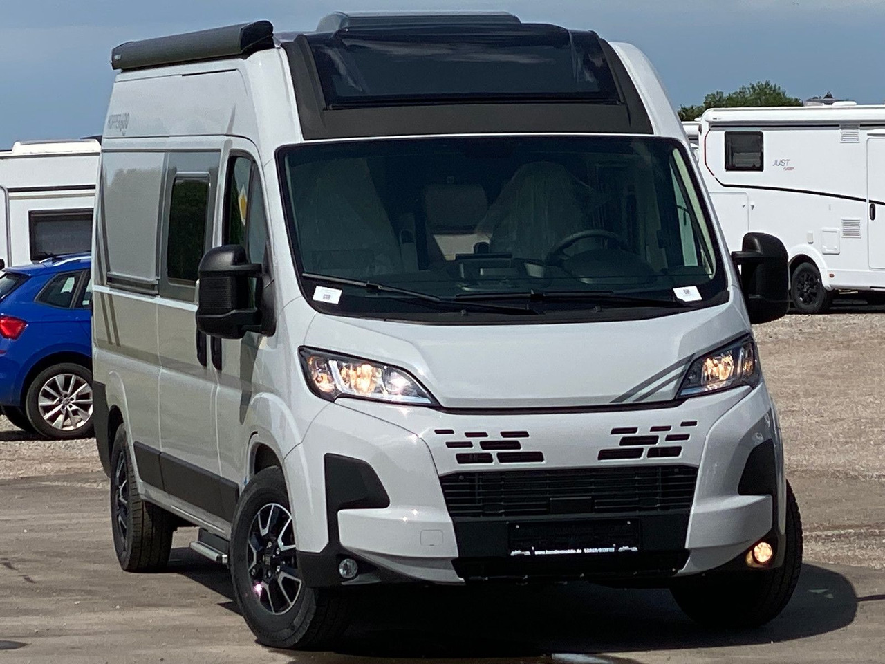 LMC INNOVAN 600 ,Dieselheizung,Modell 25 Skyroof - Camper van: picture 3 LMC INNOVAN 600 ,Dieselheizung,Modell 25 Skyroof - Camper van: picture 3